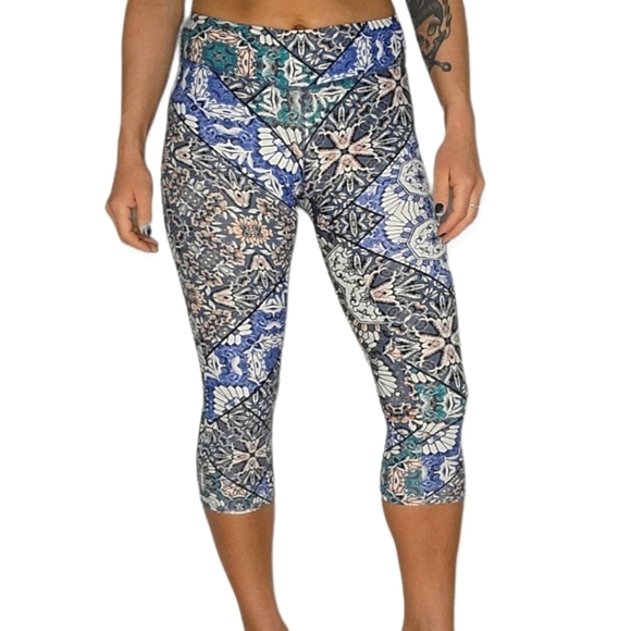 O'Neill Hybrid Leggings Floral Medium Blue - Picture 3 of 5